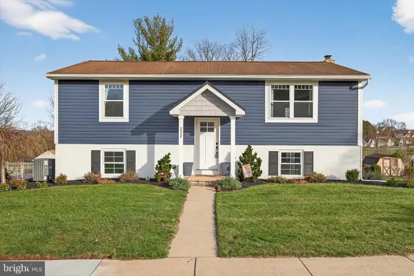 232 New St, TERRE HILL, PA 17581