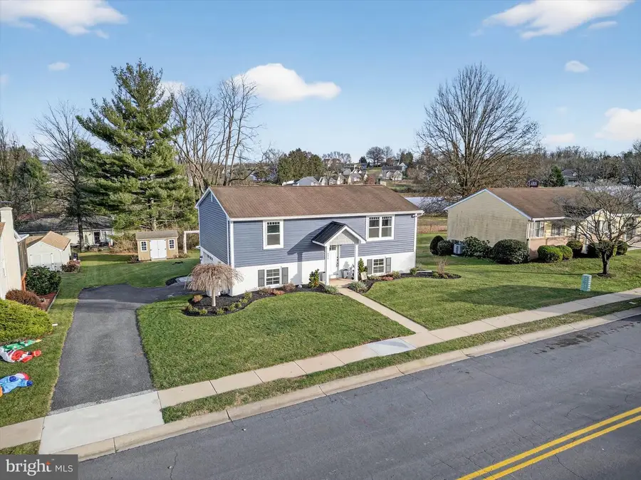 232 New St, Terre Hill, PA 17581 - Image #3