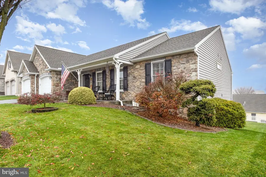 714 Heather Rdg, Manheim, PA 17545 - Image #3
