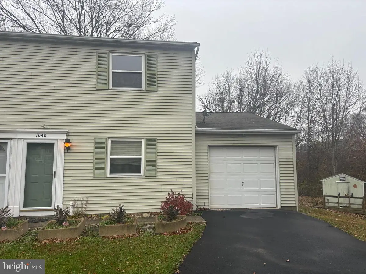 1040 Hilmar Cir, Columbia, PA 17512 - Image #1