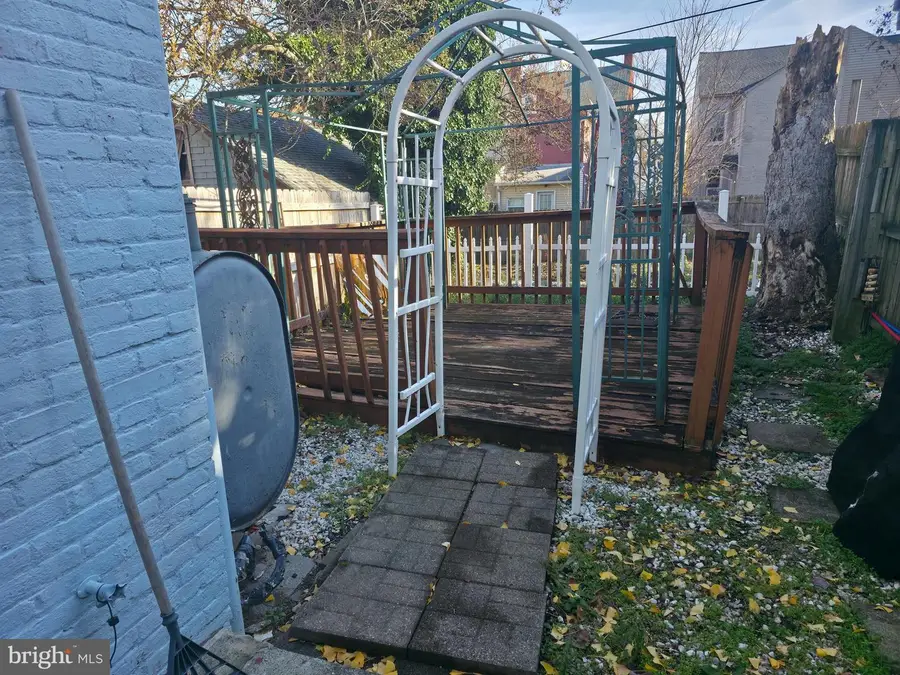 119 N Plum St, Lancaster, PA 17602 - Image #2