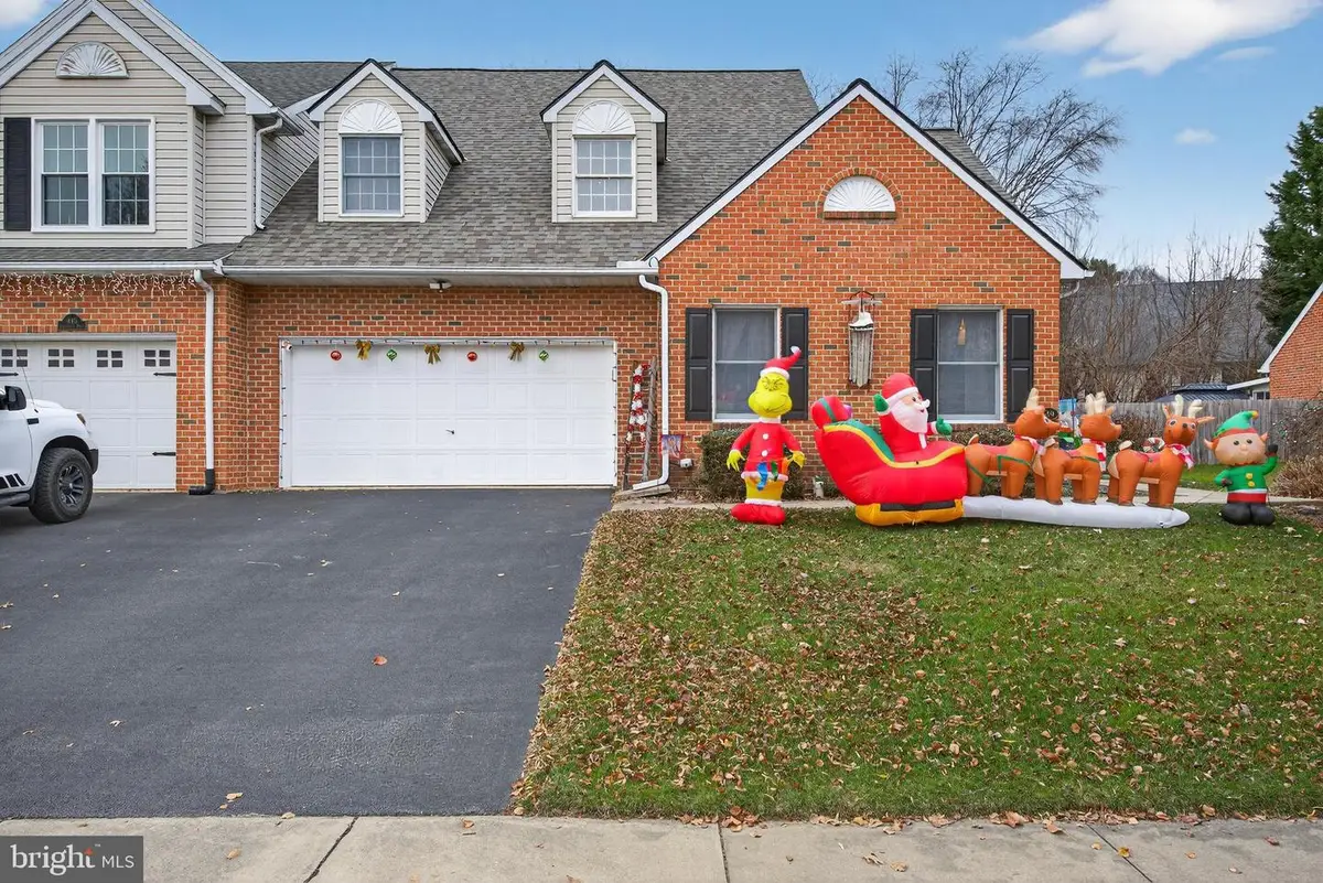 439 Huntington Dr, Mountville, PA 17554 - Image #1