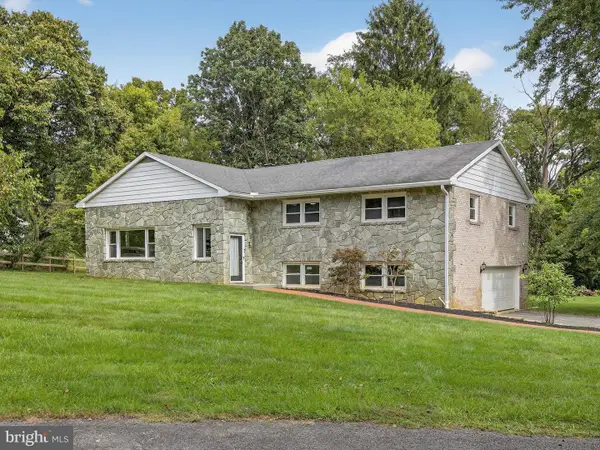 2010 Landis Valley Rd, LANCASTER, PA 17601