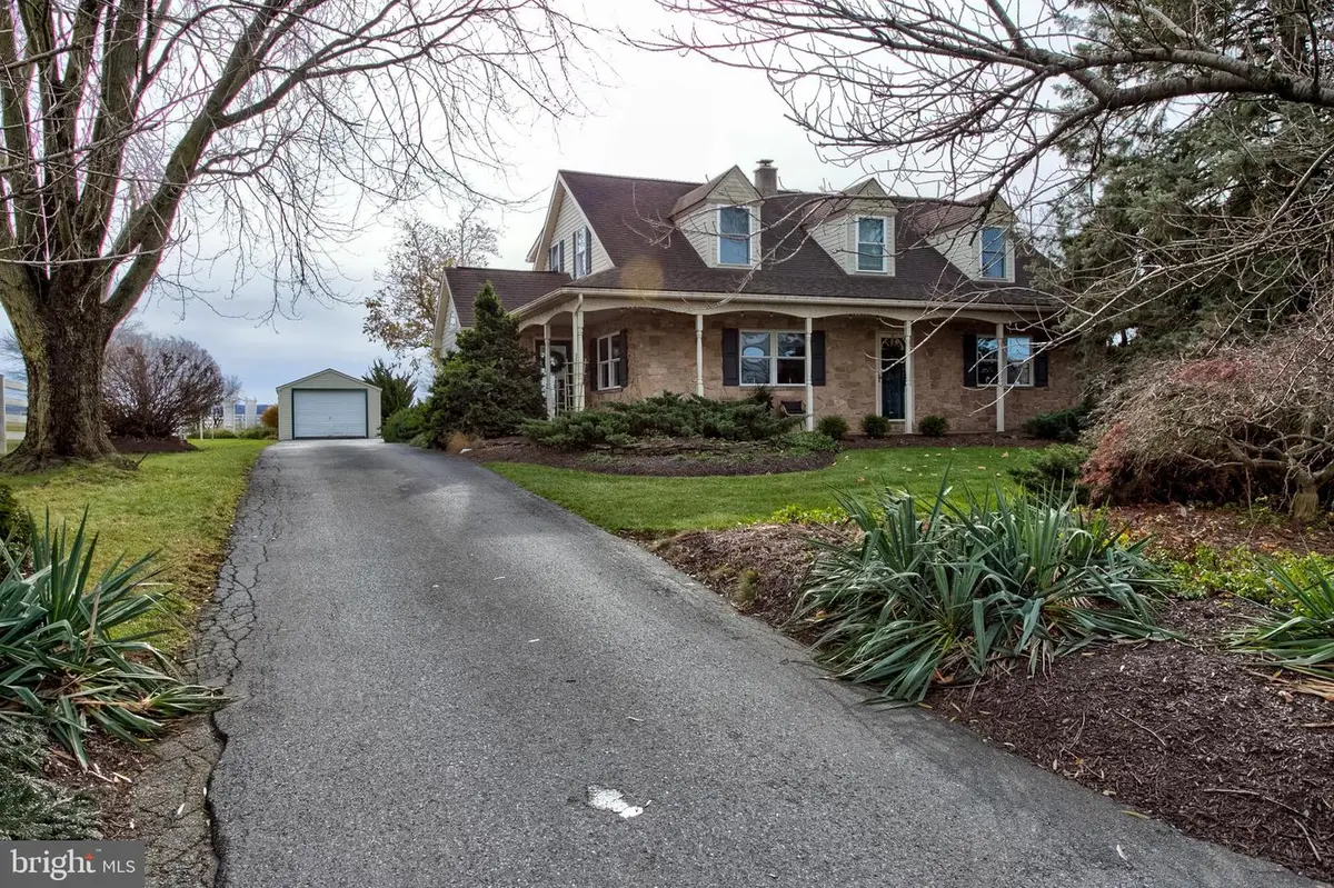 5582 Old Philadelphia Pike, Gap, PA 17527 - Image #1