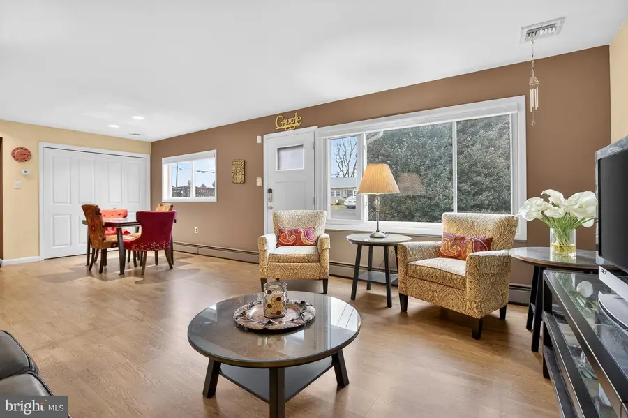 58 South Ave, Landisville, PA 17538 - Image #2