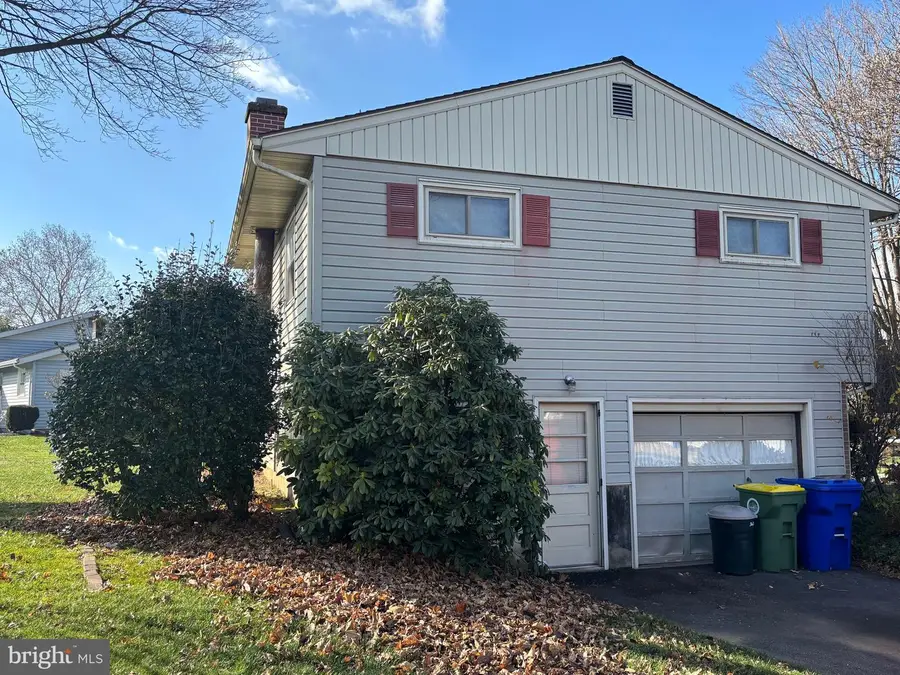 146 Mallard Ave, Willow Street, PA 17584 - Image #2