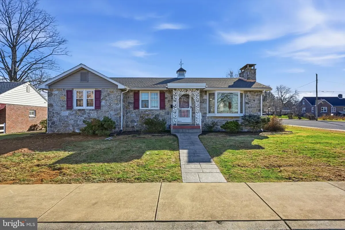 535 S 6th St, Denver, PA 17517 - Image #1