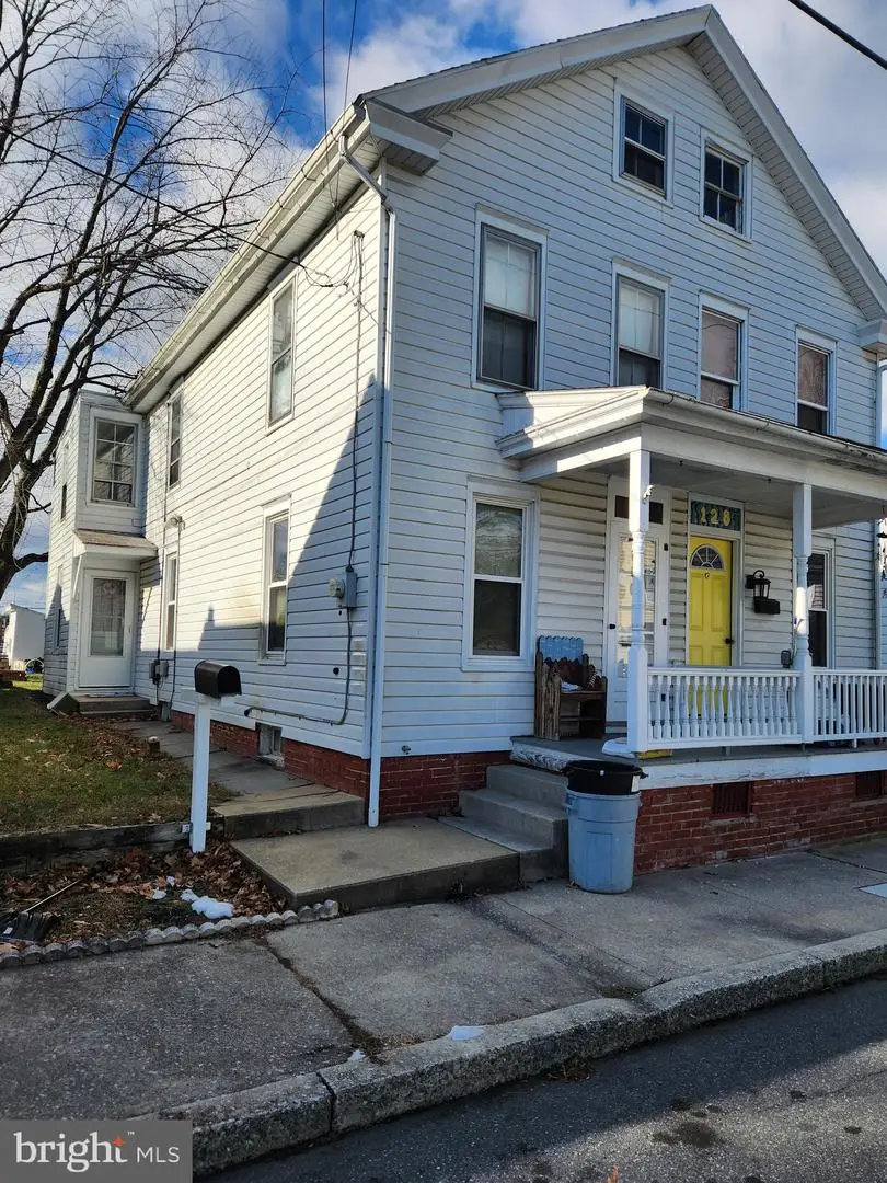 126 N Charlotte St, Manheim, PA 17545 - Image #3