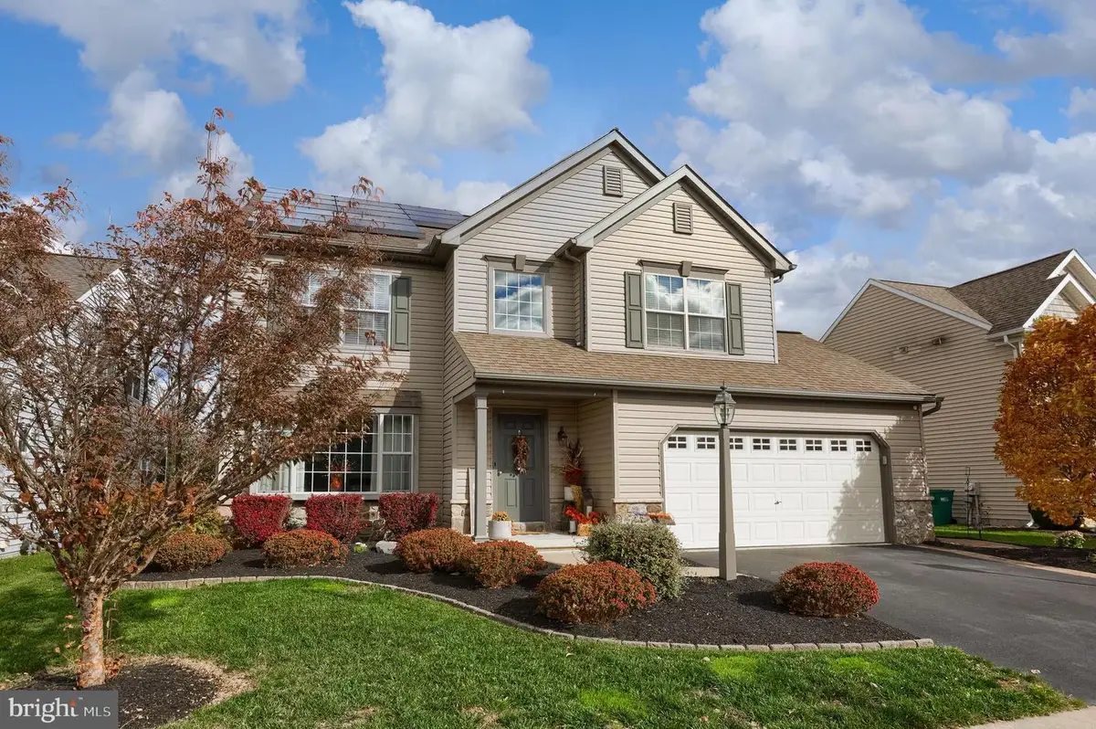 1337 Heatherwood Dr, Mount Joy, PA 17552 - Image #1