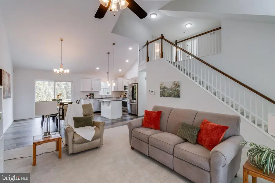 201 Abbey Ln, Narvon, PA 17555 - Image #2