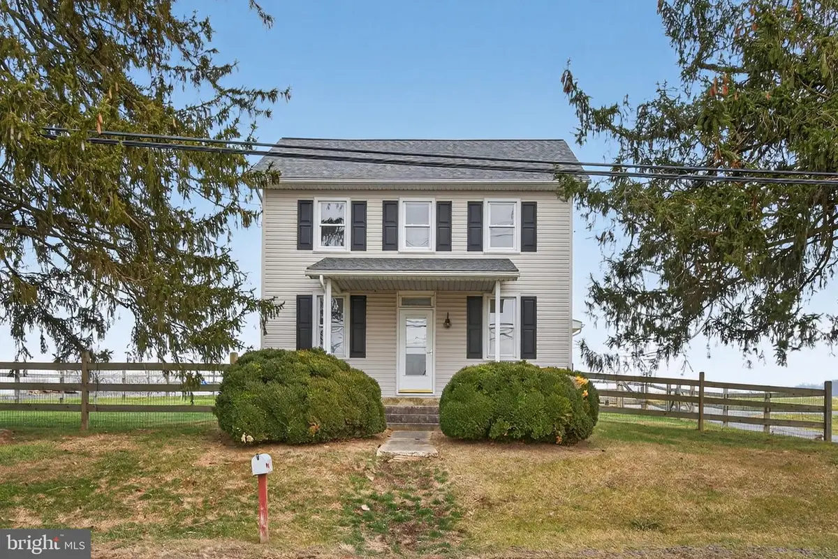719 Marticville Rd, Pequea, PA 17565 - Image #1