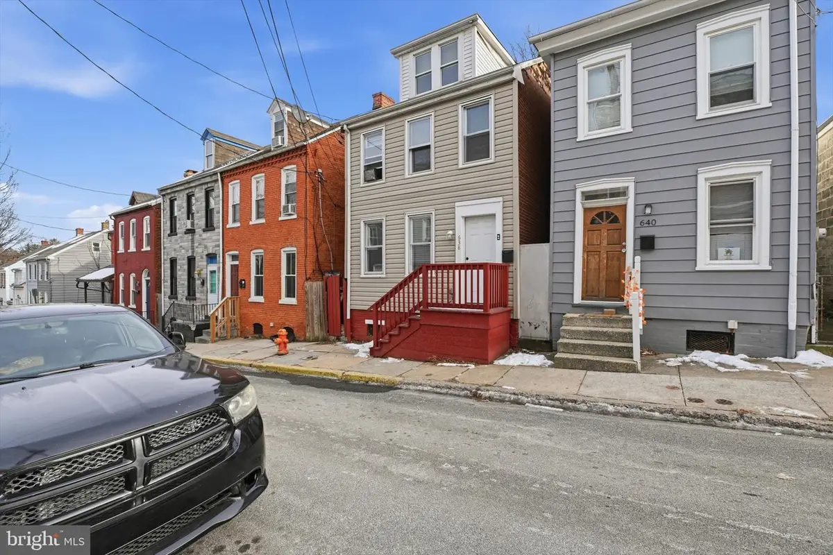 638 High St, Lancaster, PA 17603 - #1