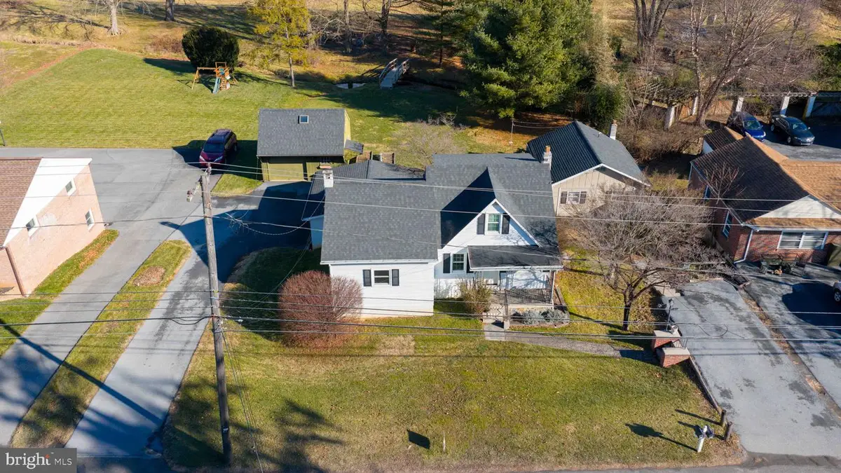 43 Strasburg Pike, Lancaster, PA 17602 - Image #1