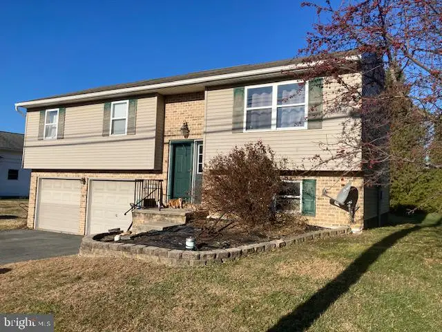 1329 Sheep Hill Rd, East Earl, PA 17519 - Image #2