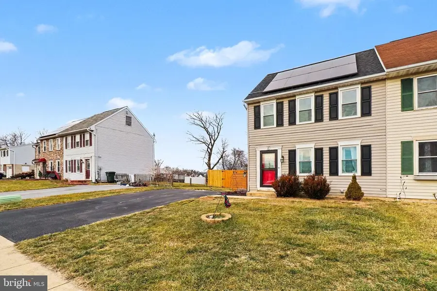17 Pickford Dr, Lancaster, PA 17603 - Image #3