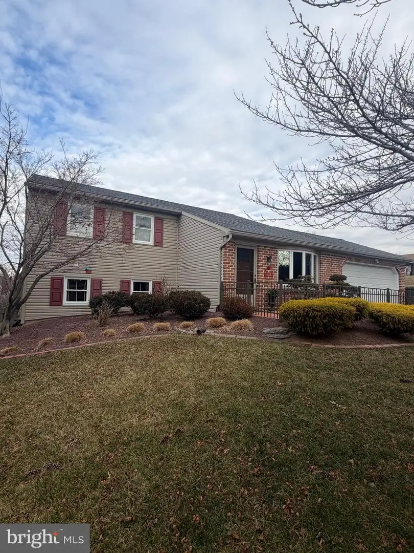 71 South Ave W, Landisville, PA 17538 - Image #1