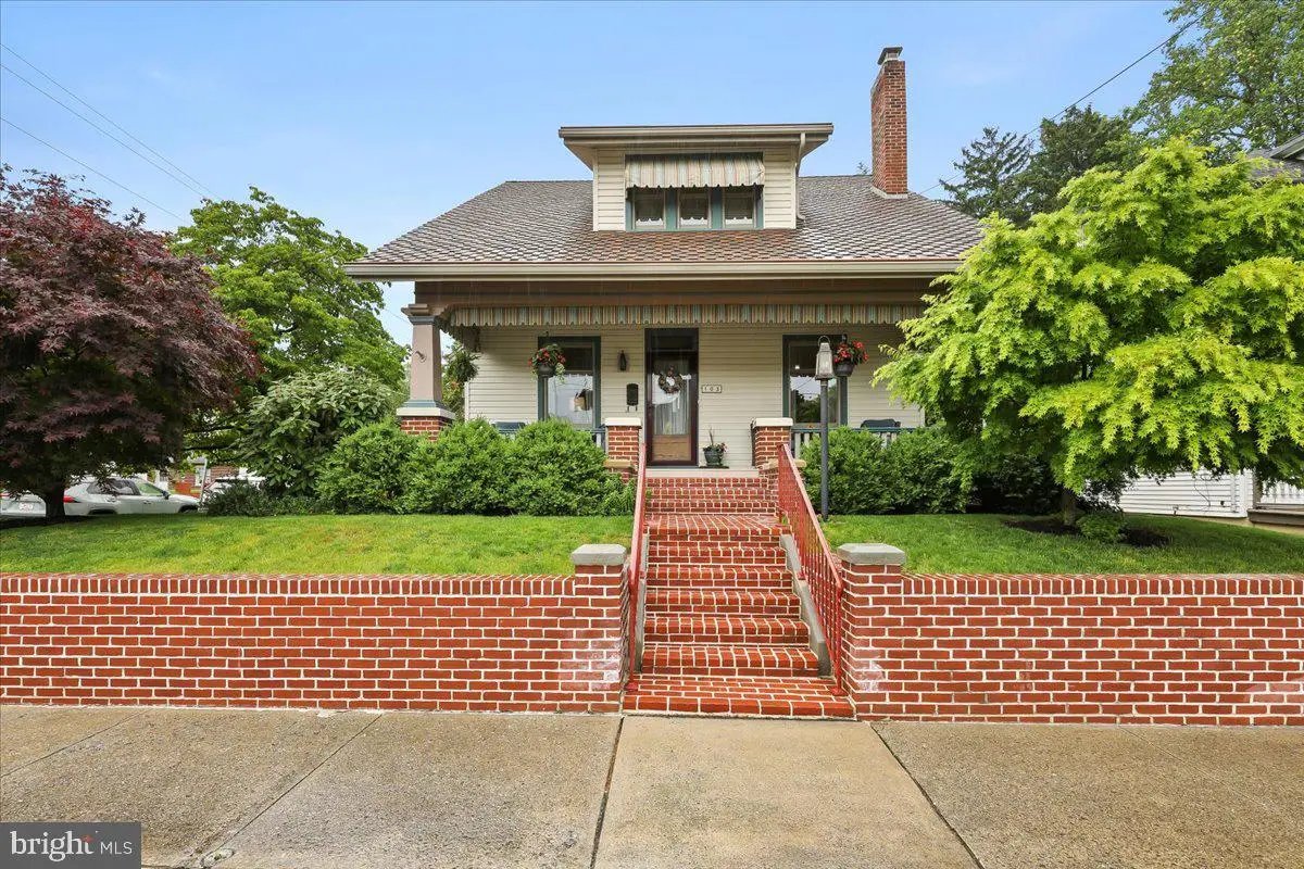 103 S Hazel St, Manheim, PA 17545 - #1