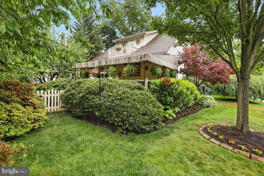 103 S Hazel St, Manheim, PA 17545 - #2
