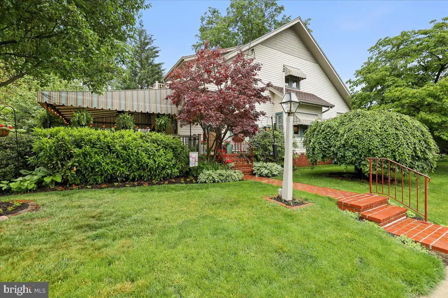 103 S Hazel St, Manheim, PA 17545 - #3