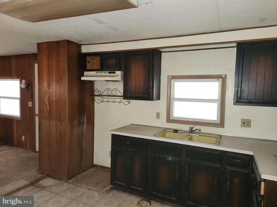 612 Park Hill Dr, Manheim, PA 17545 - #2