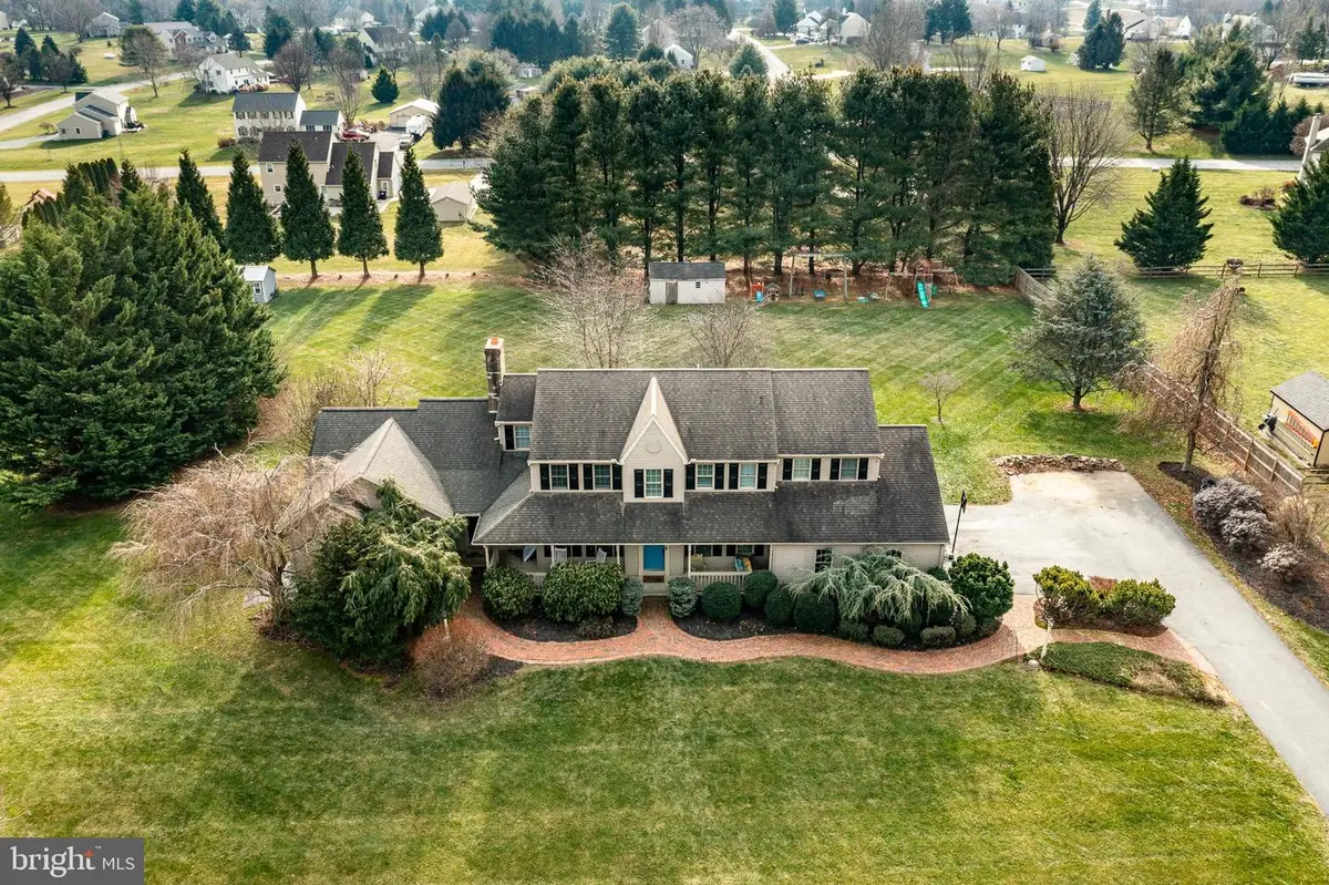 683 Cloverfield Dr, Narvon, PA 17555 - #1