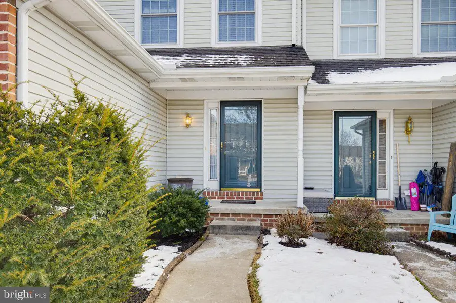 4074 Laurel Ln, Mount Joy, PA 17552 - Image #2