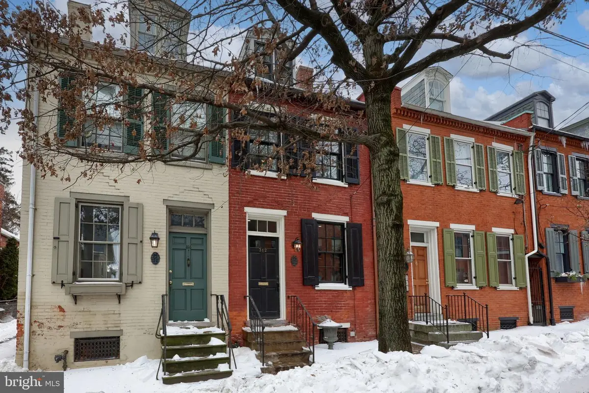 312 E Orange St, Lancaster, PA 17602 - Image #1