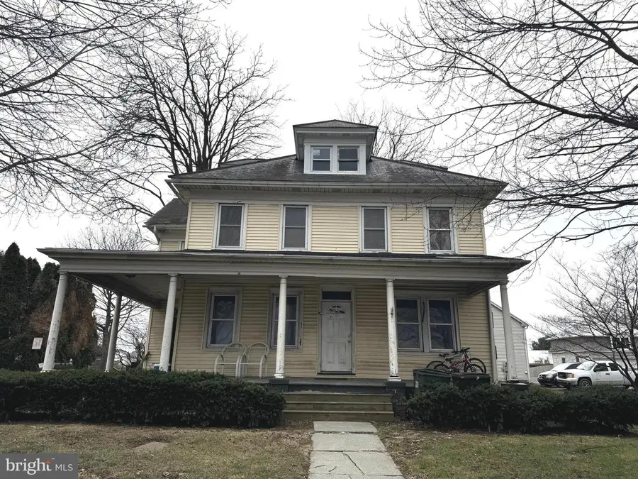 172-174 W Main St, Leola, PA 17540 - Image #3