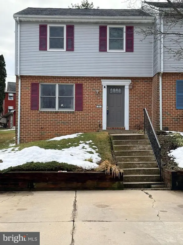 53 Oriole Dr, EPHRATA, PA 17522