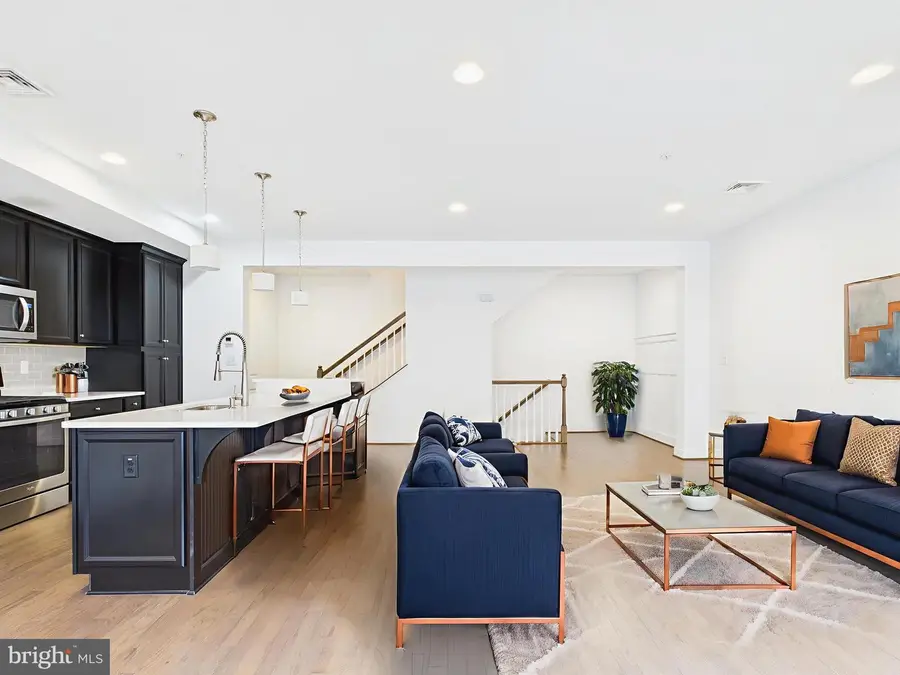 408 Mayer Pl, Lancaster, PA 17601 - #2