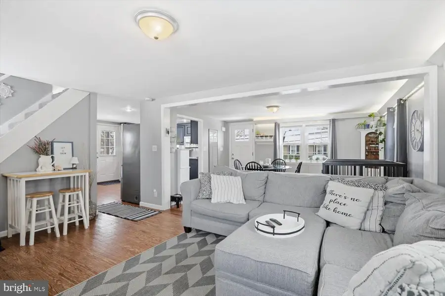 141 E Hummelstown St, Elizabethtown, PA 17022 - #3