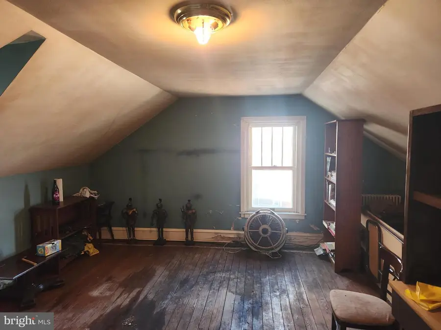 309 N Reservoir St, Lancaster, PA 17602 - Image #2