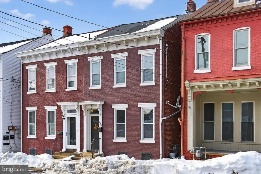 525 Walnut St, Columbia, PA 17512 - #2