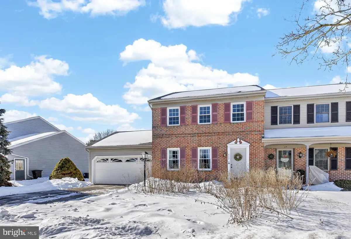 117 Laurie Ln, Lititz, PA 17543 - Image #1