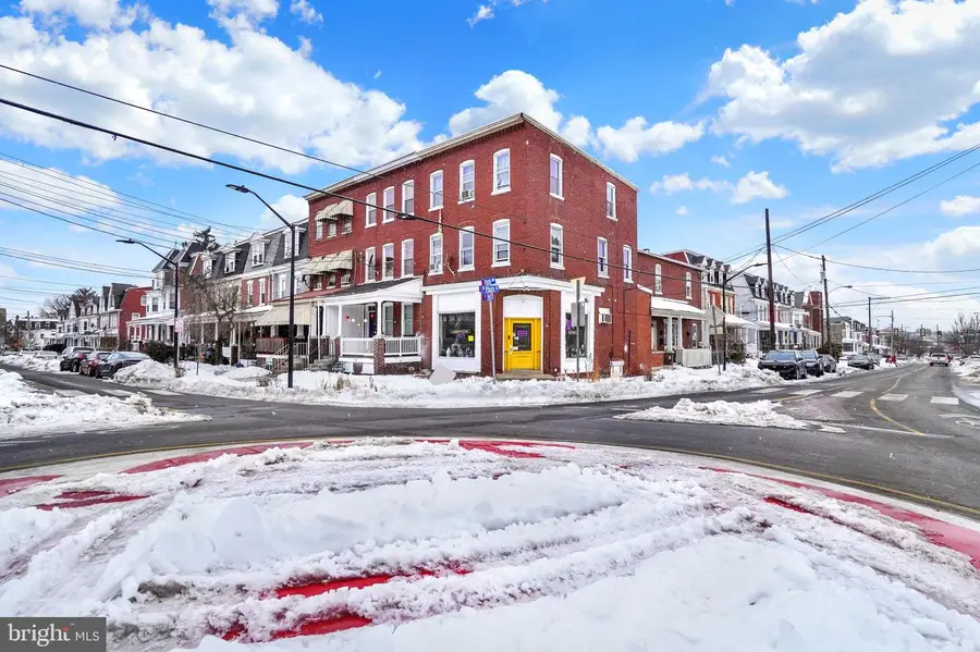 353 E New St, Lancaster, PA 17602 - Image #2