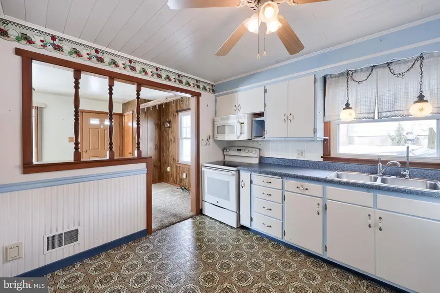 605 N Mount Joy St, Elizabethtown, PA 17022 - #3