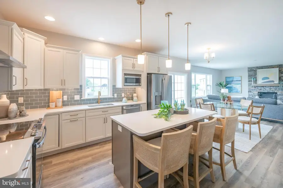 4 Old Orchard Rd, Strasburg, PA 17579 - #2