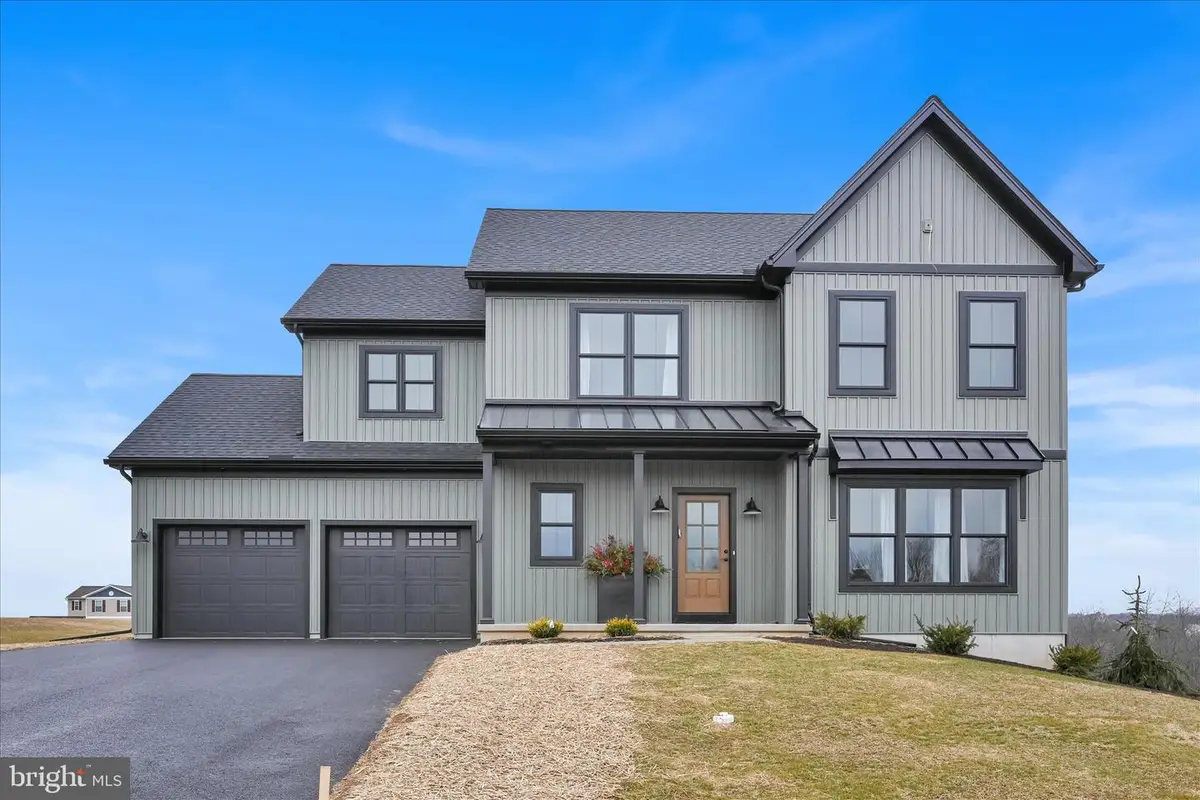3151 Creighton Dr, Manheim, PA 17545 - #1