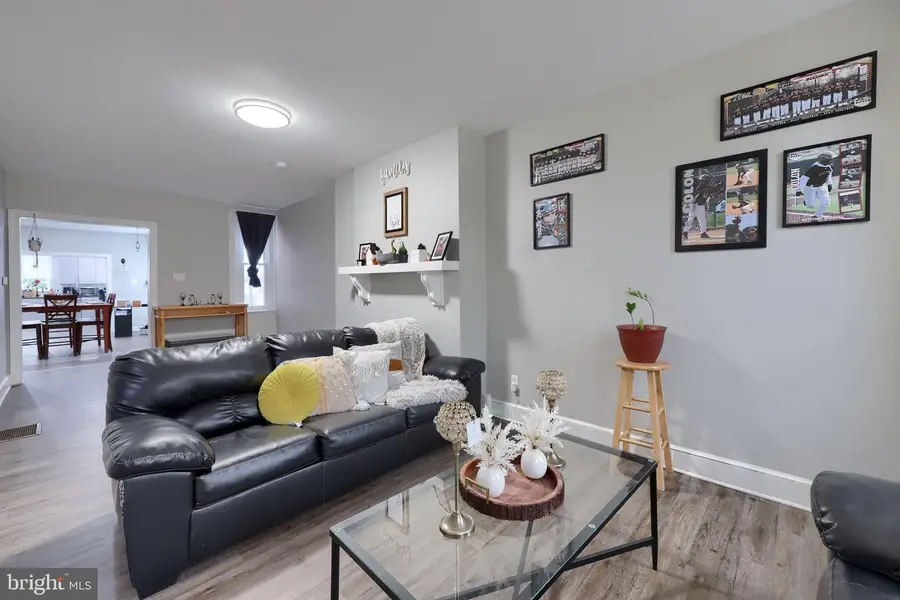 332 Perry St, Columbia, PA 17512 - #2