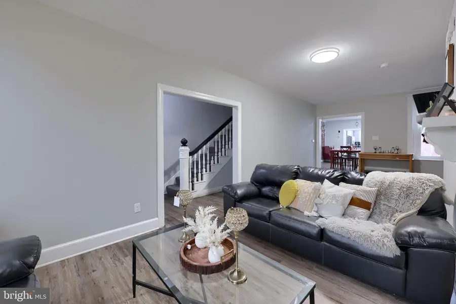 332 Perry St, Columbia, PA 17512 - #3