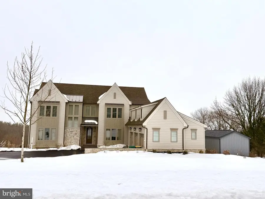 1 Strawberry Ln, Lititz, PA 17543 - #2