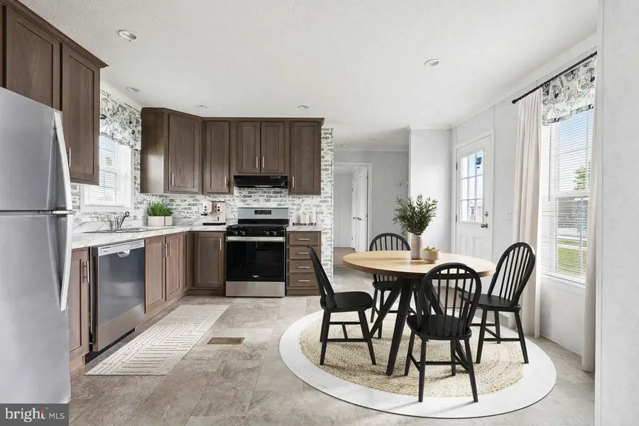 742 Nancy Ln, Lancaster, PA 17601 - #2