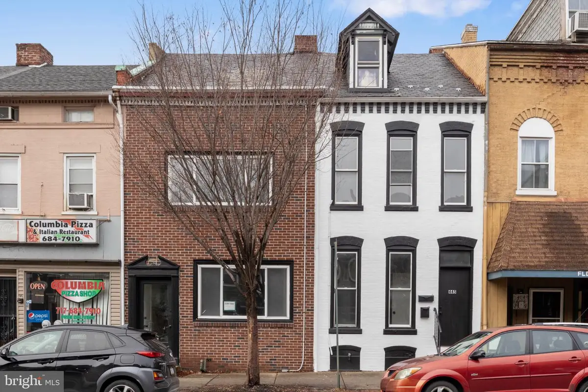 431 Locust St, Columbia, PA 17512 - #1