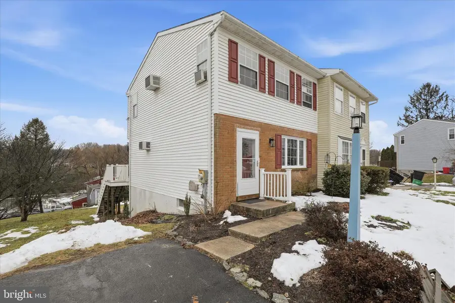 1098 Monticello Ln, Lancaster, PA 17603 - #3