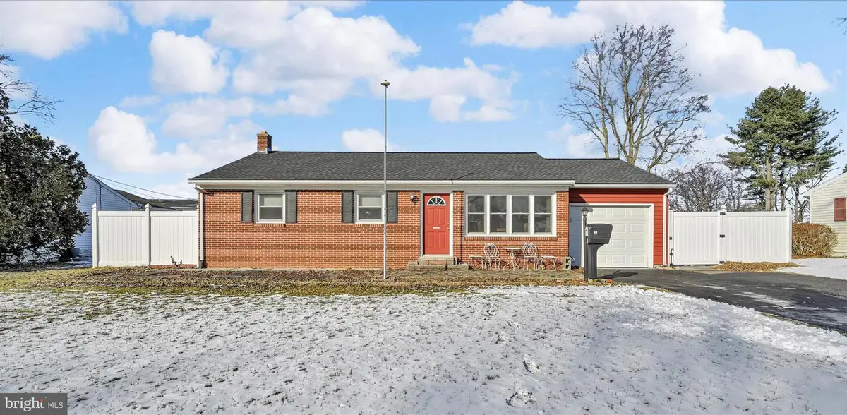 43 Naomi Ave, Landisville, PA 17538 - #1