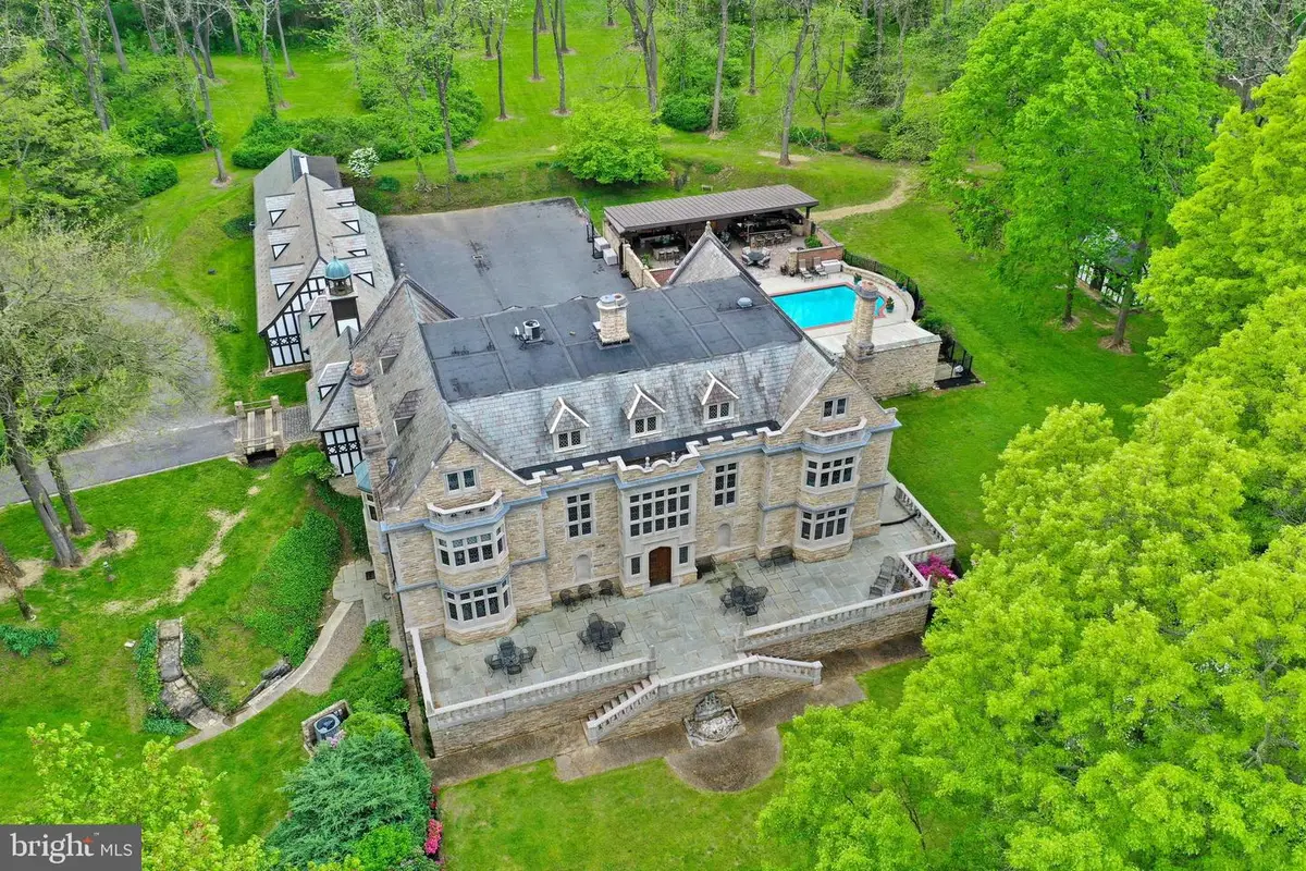 80 School House Rd, Lancaster, PA 17603 - #1
