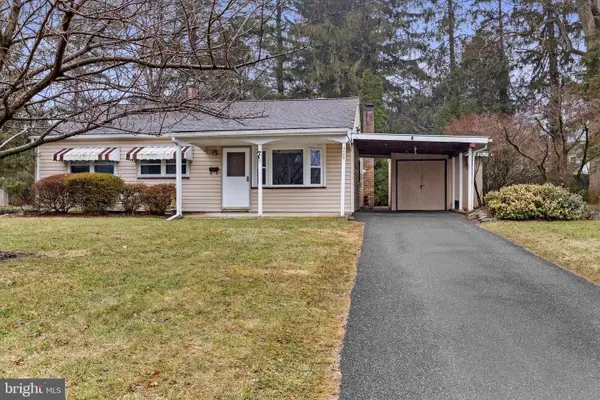 2680 Broad St, EAST PETERSBURG, PA 17520