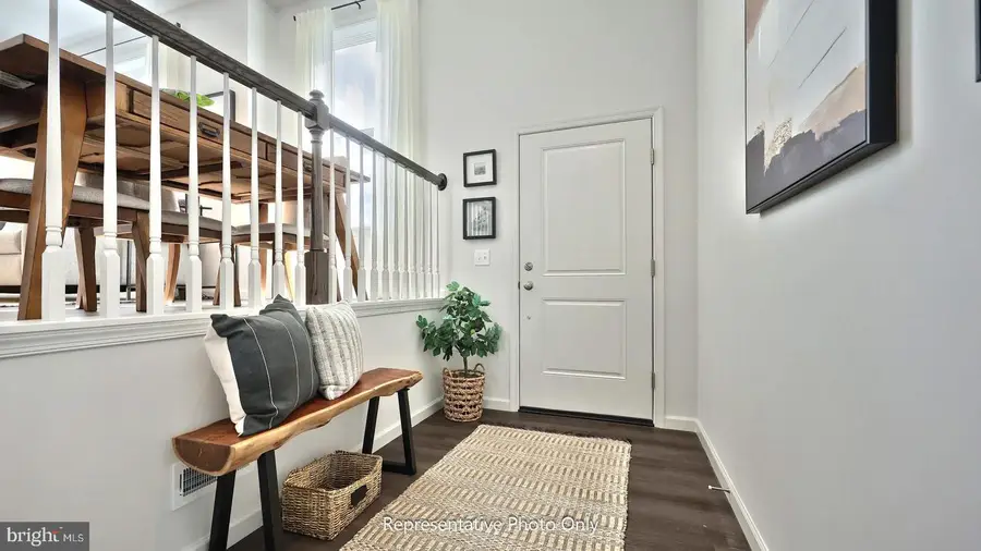 30 N Conifer Dr, Elizabethtown, PA 17022 - #2