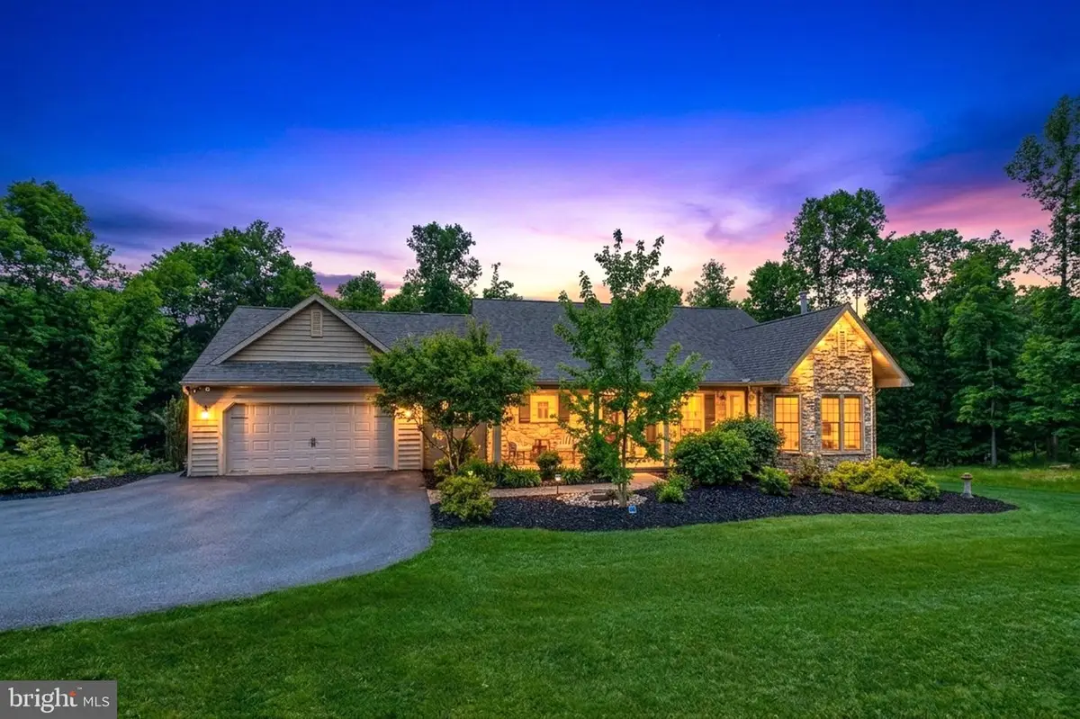 500 Mohns Hill Rd, Reinholds, PA 17569 - #1