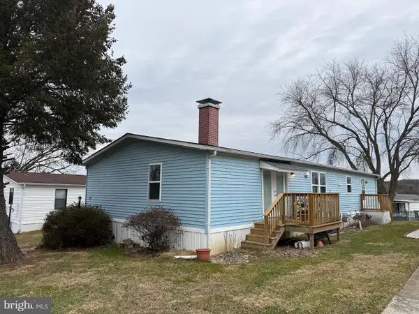 205 Greyfield Dr, LANCASTER, PA 17603